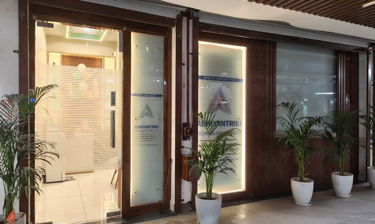 IT solutions for public sector | IT solutions for business | Best java coaching in Bhopal | Website design services | Web application development | Full stack web development